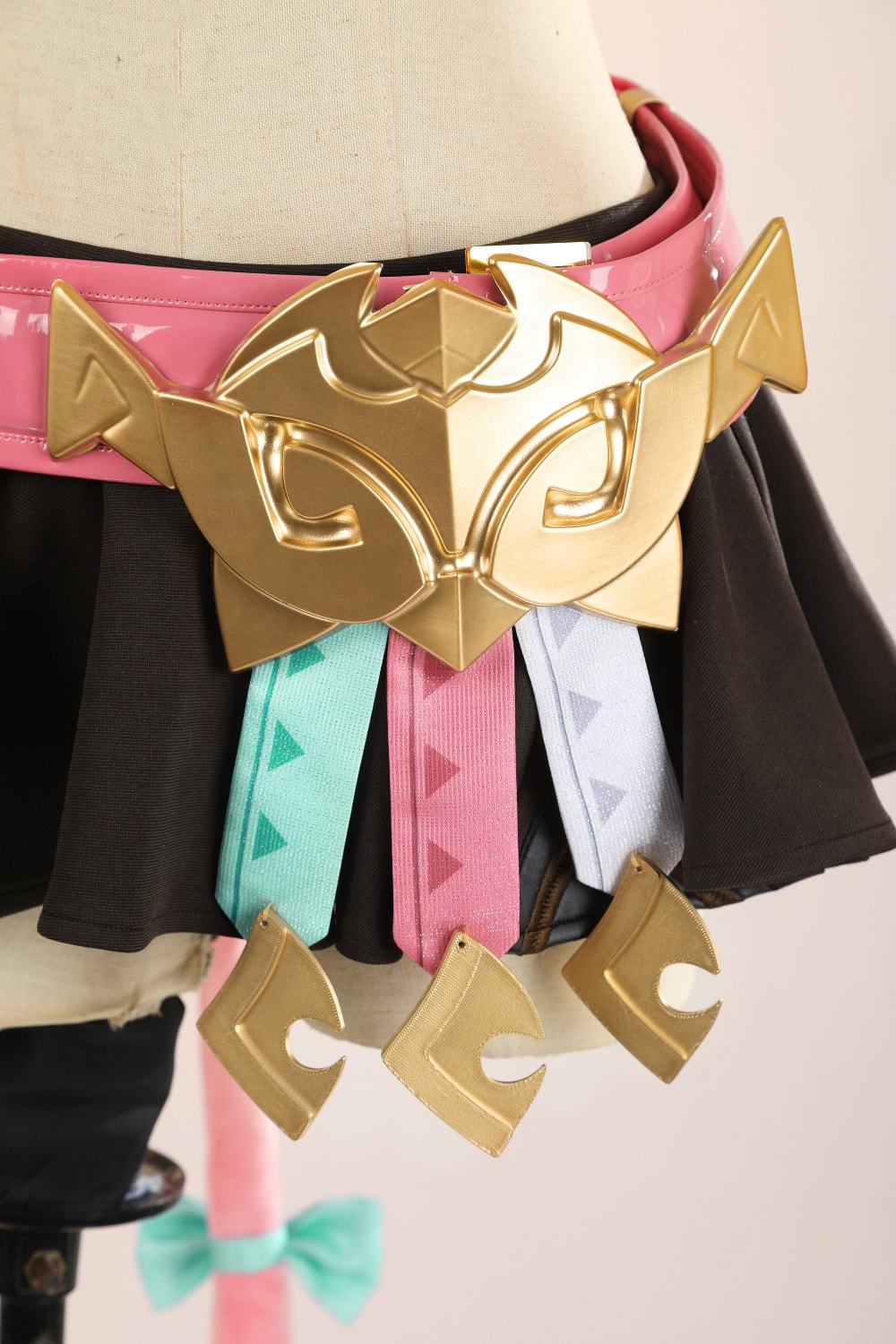 Game Genshin Impact Varesa Full Set Top Cosplay Costumes