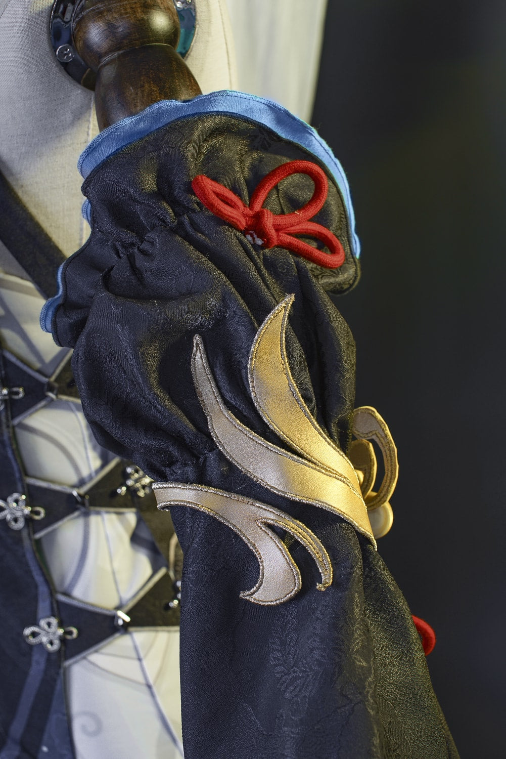 Genshin Impact Shenhe Frostflower Dew Qipao Cosplay Costumes