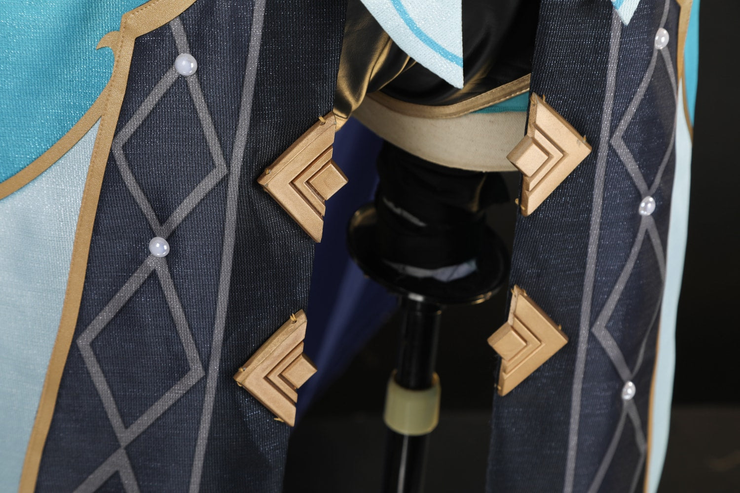 Genshin Impact Phantom in Boots Kirara Cosplay Costumes