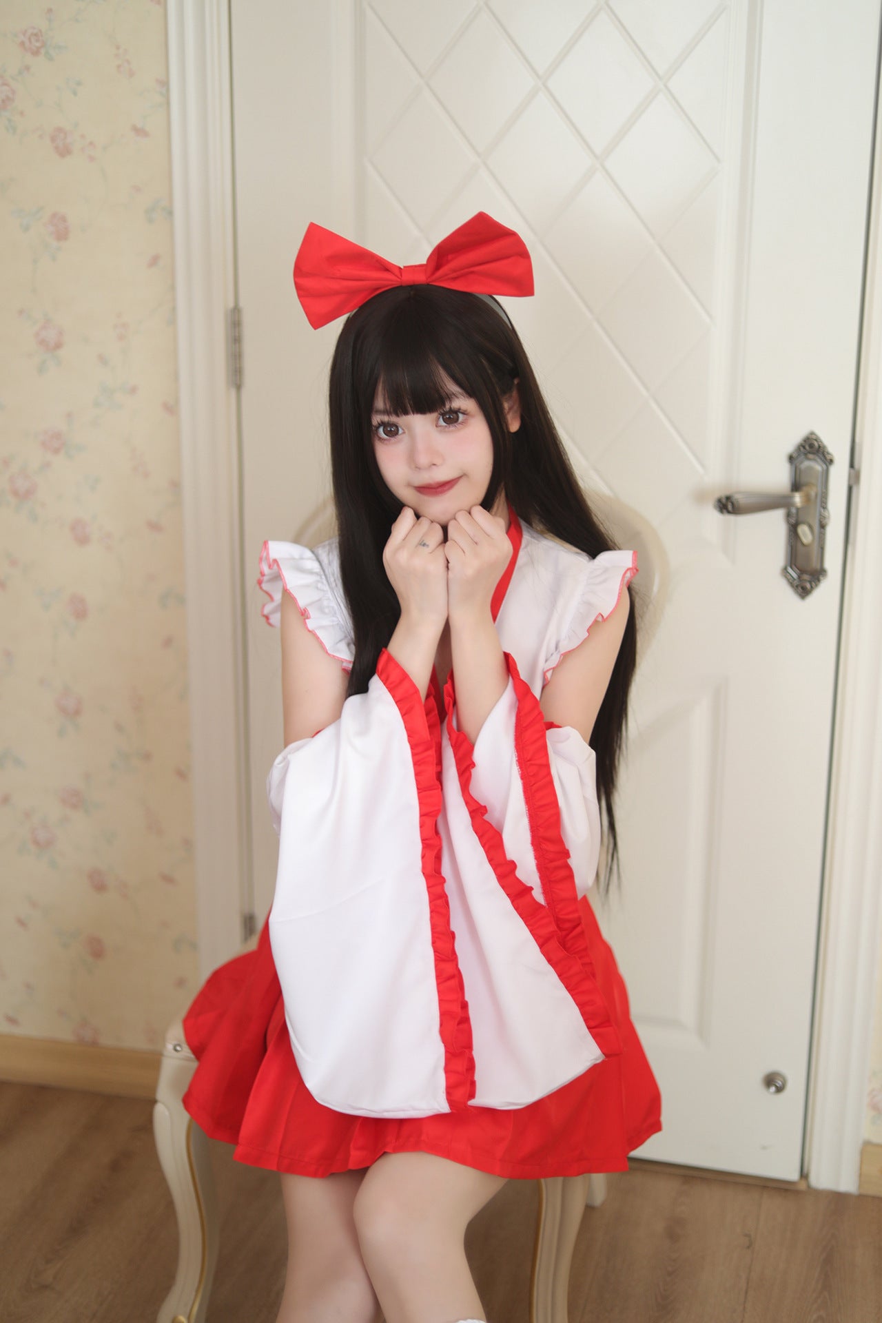 Japanese Dance Shrine Plus Maid Outfit Red Skirt Cosplay Costume