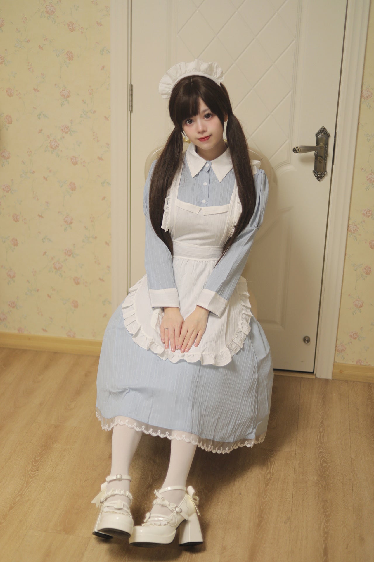 Traditional Britain Long Maid Outfit Plus Dress Cosplay Costume