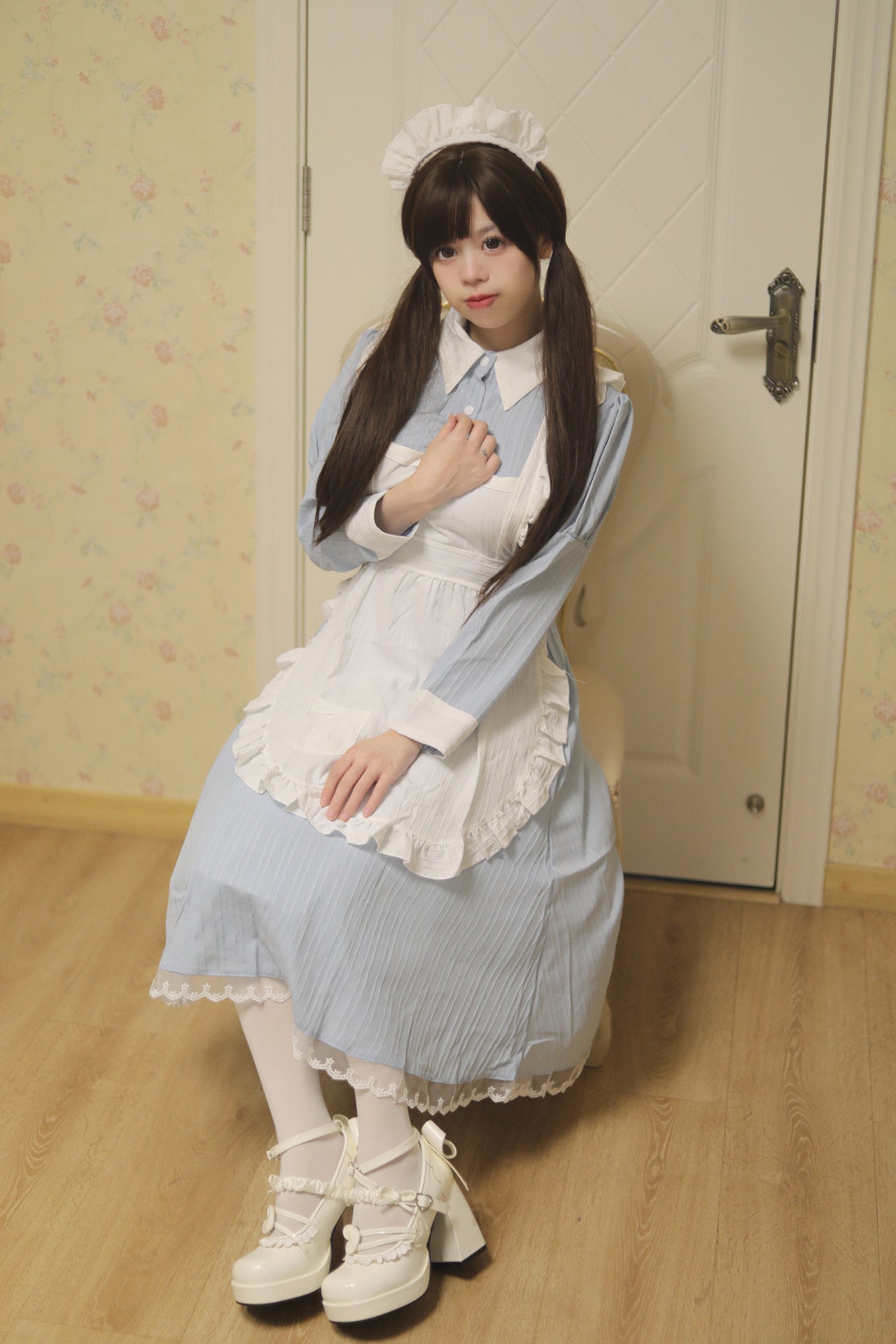Traditional Britain Long Maid Outfit Plus Dress Cosplay Costume