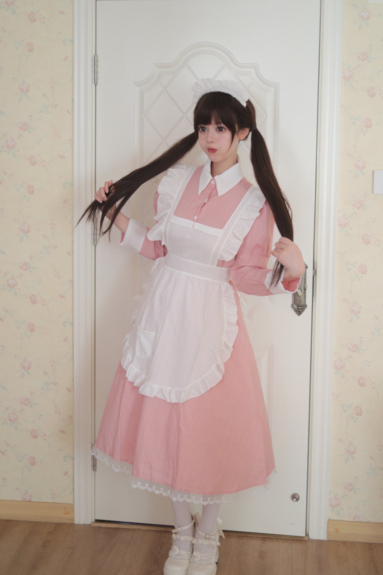 Traditional Britain Long Maid Outfit Plus Dress Cosplay Costume