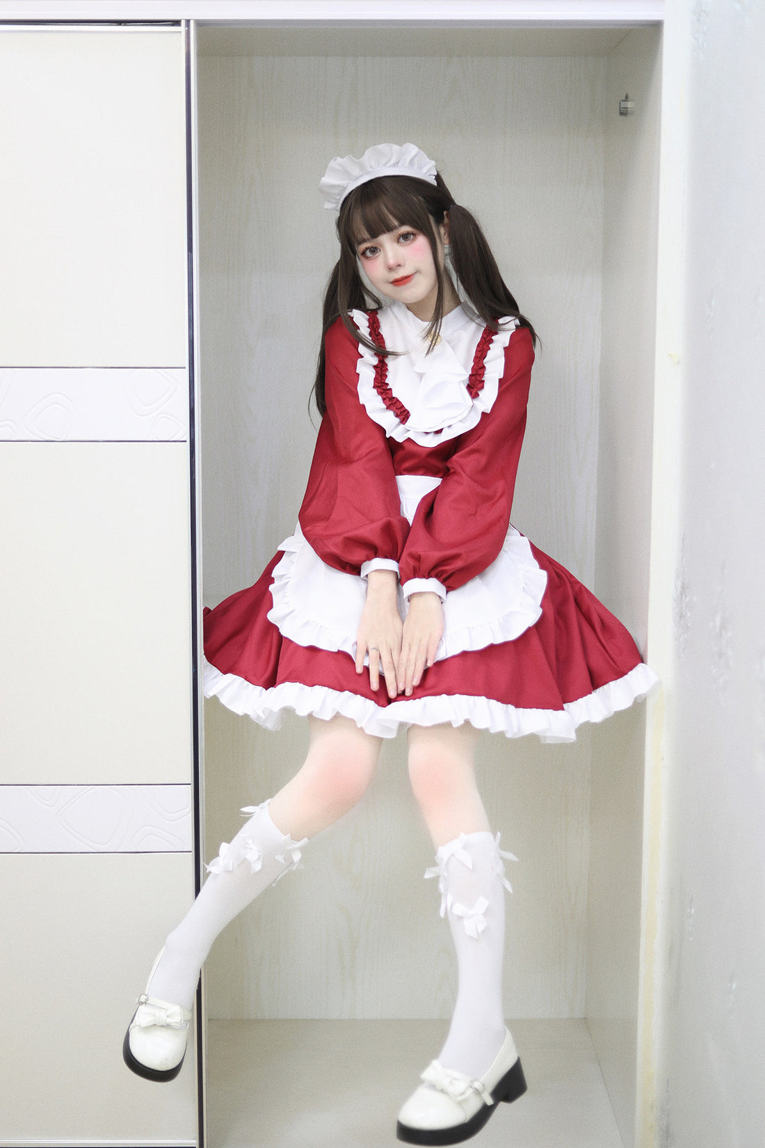 Luxury British Long Sleeves Maid Outfit Plus Cosplay Costume