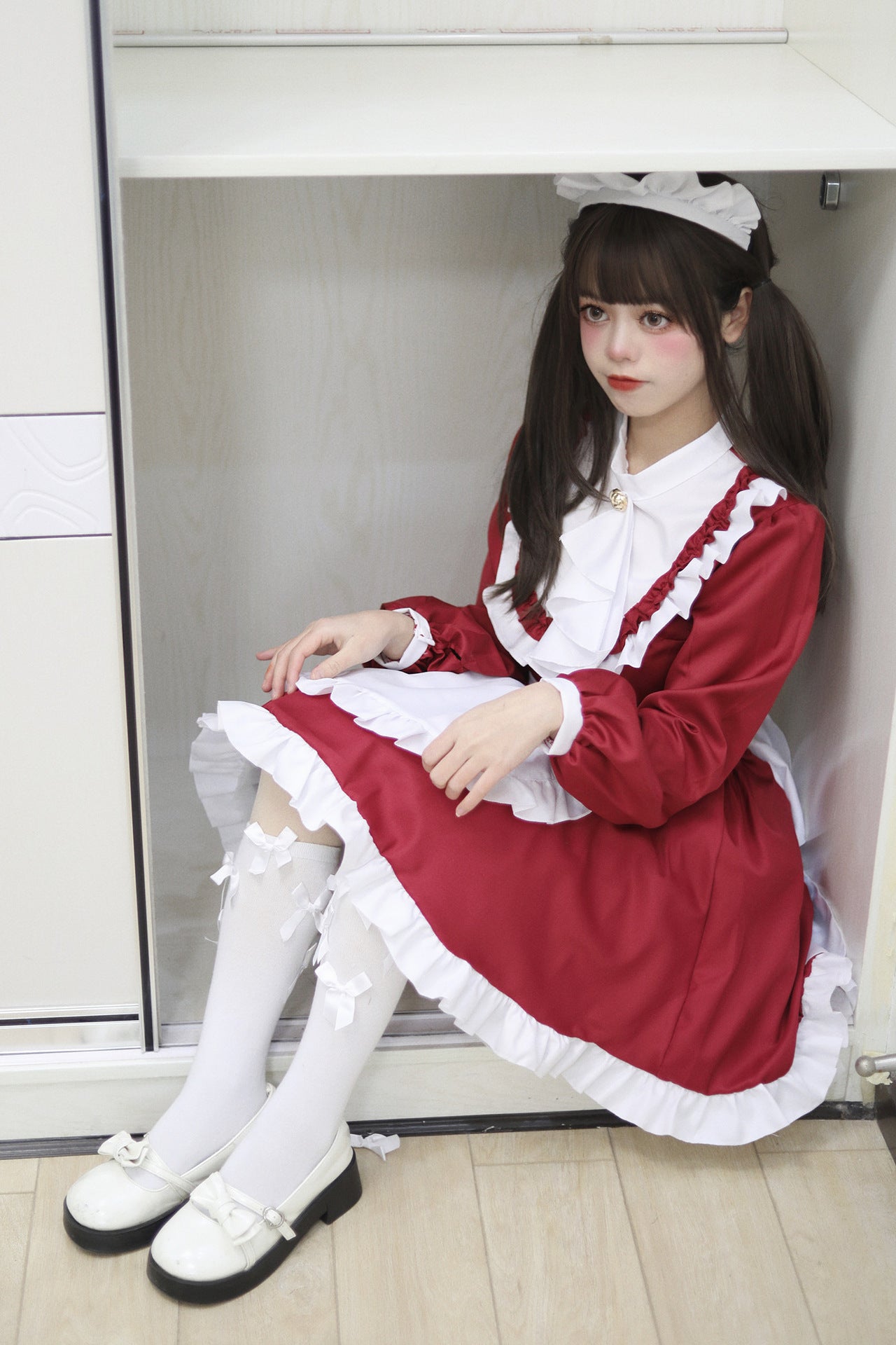 Luxury British Long Sleeves Maid Outfit Plus Cosplay Costume