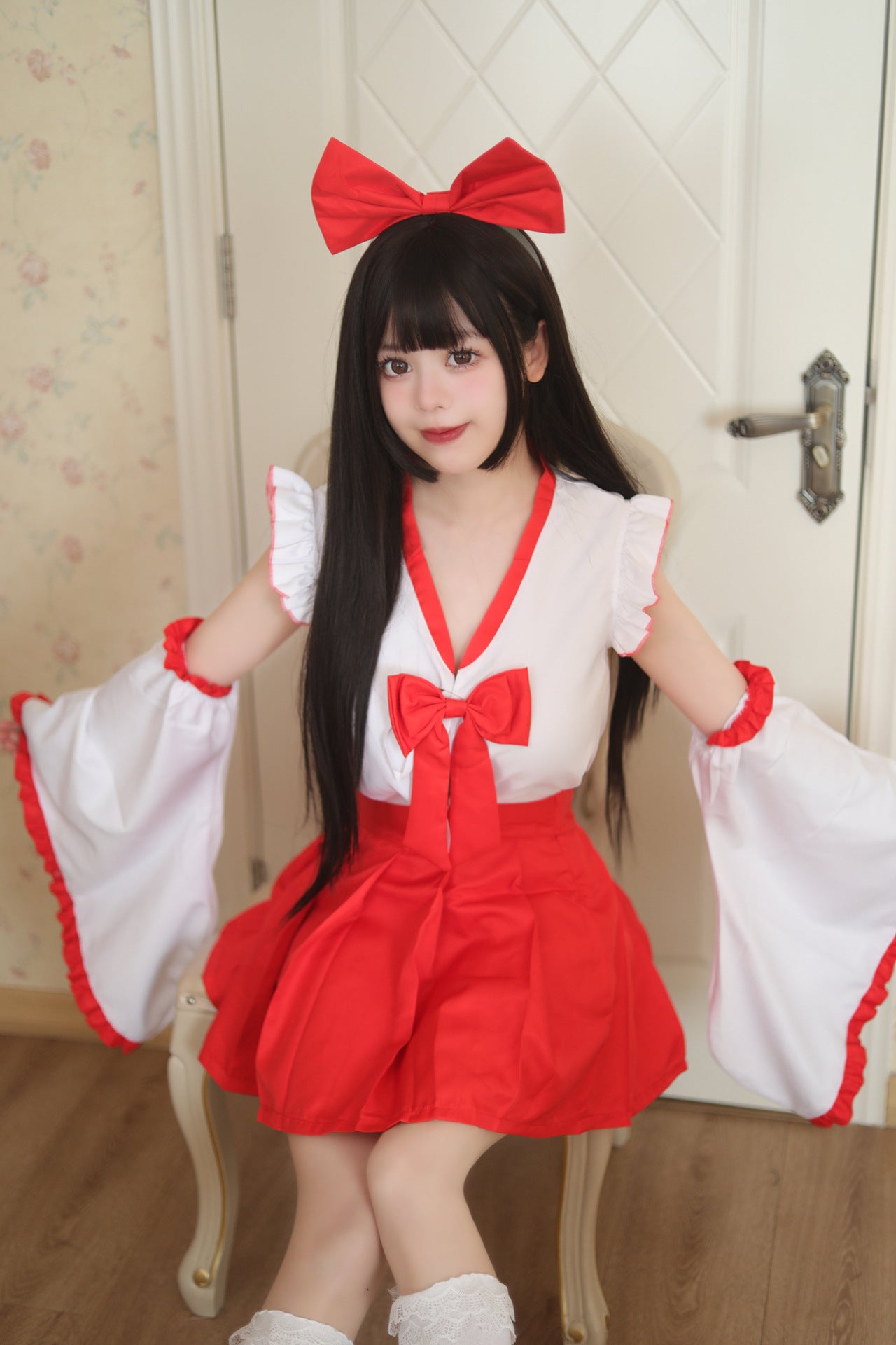 Japanese Dance Shrine Plus Maid Outfit Red Skirt Cosplay Costume