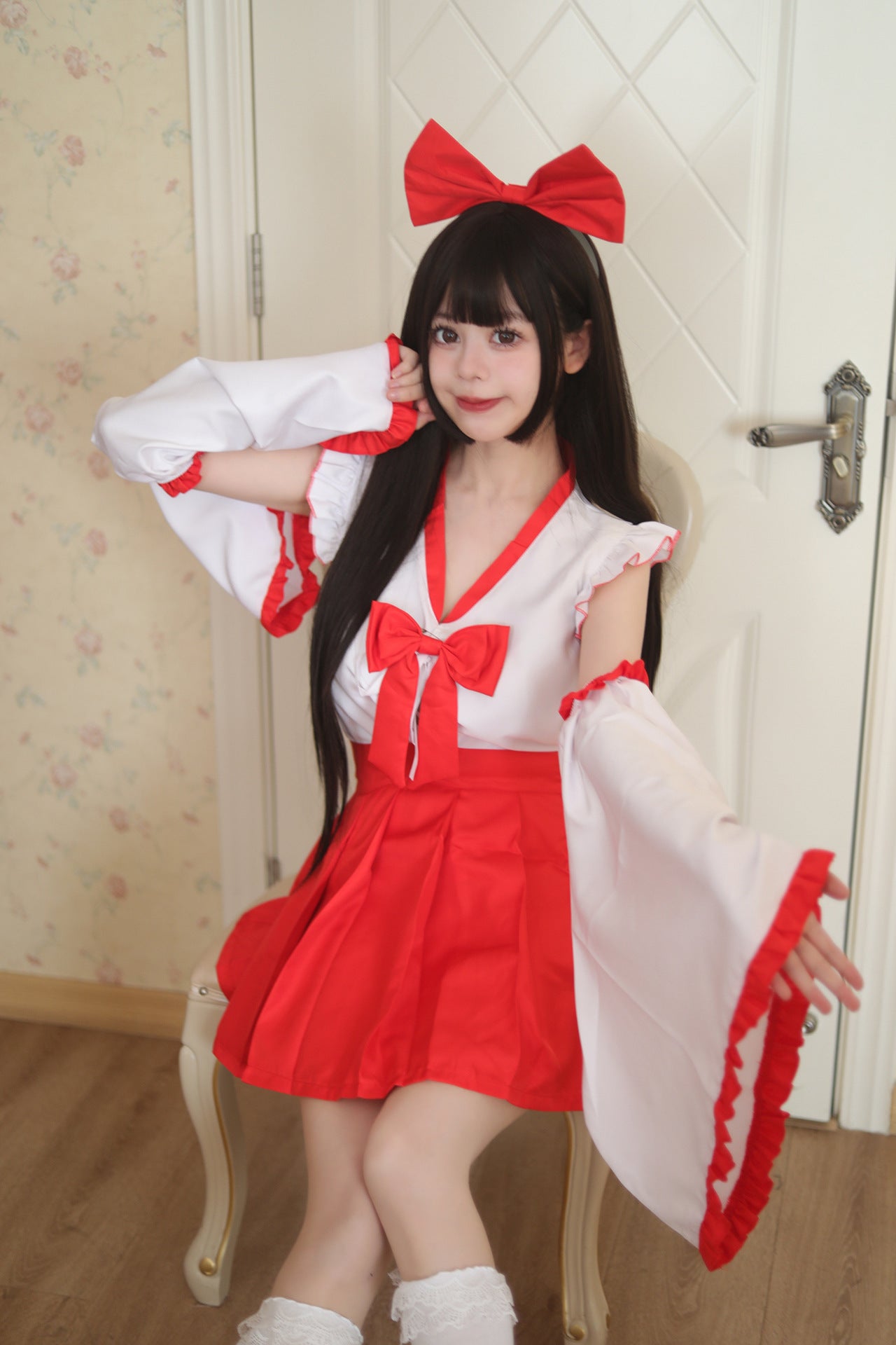 Japanese Dance Shrine Plus Maid Outfit Red Skirt Cosplay Costume