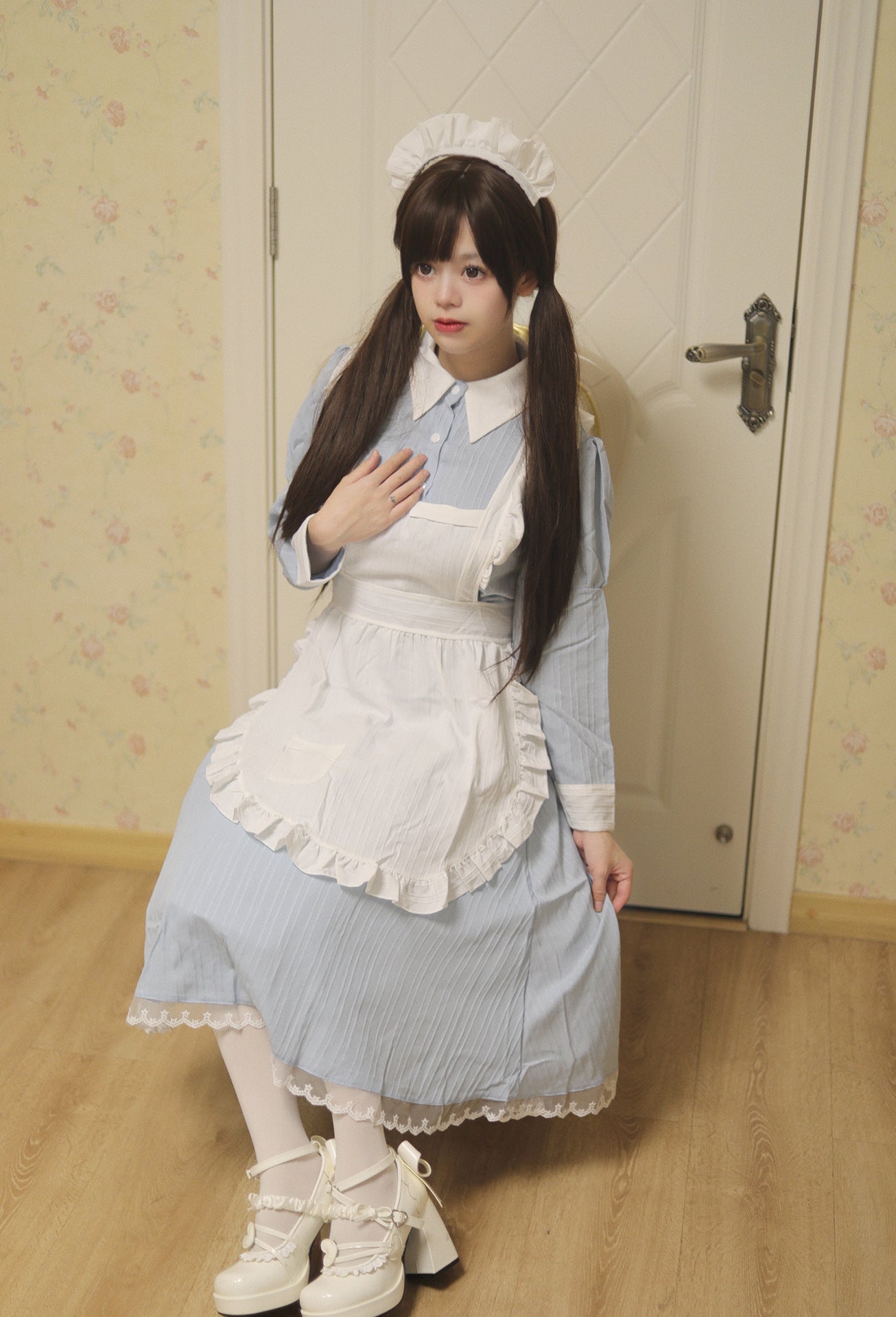 Traditional Britain Long Maid Outfit Plus Dress Cosplay Costume