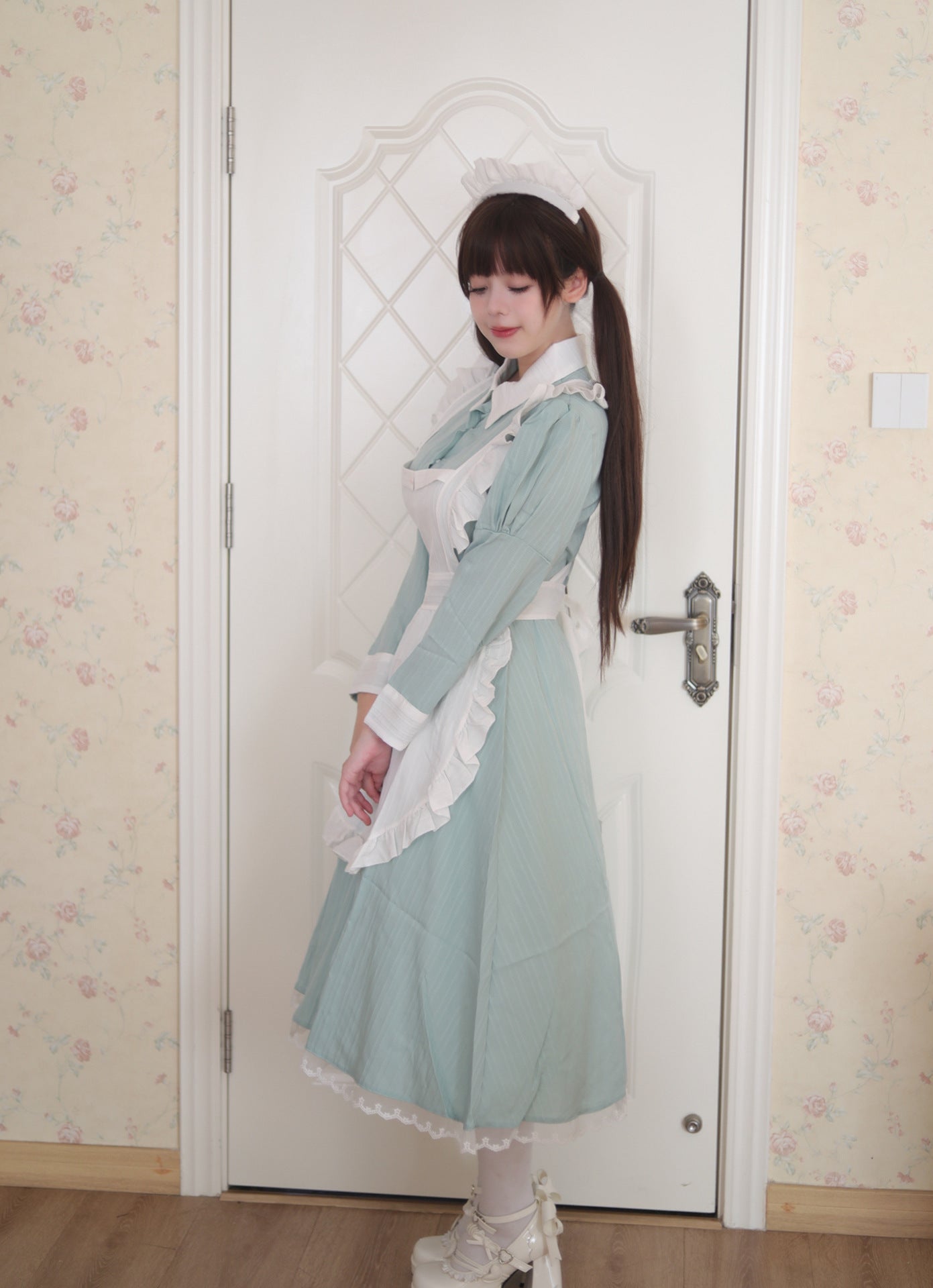 Traditional Britain Long Maid Outfit Plus Dress Cosplay Costume